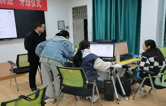 dbfba522e1d9116febe2d1f5f28ef8b